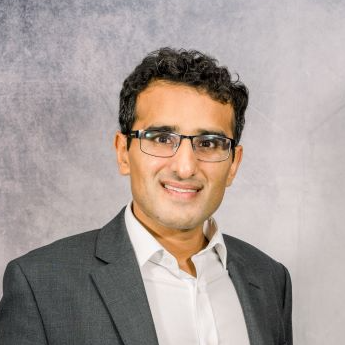 Dr Tahir Akbar
